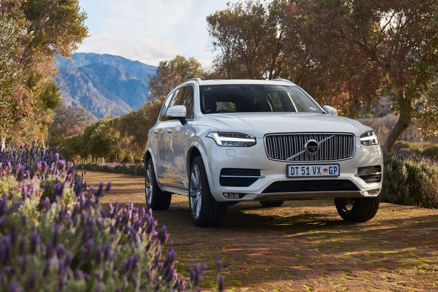  Volvo XC90 T6 Inscription 2015 года  (ZA) (фото 5 из 30)